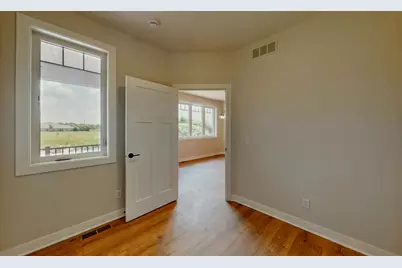 724 E Reinel St, Jefferson, WI 53549 - Photo 34