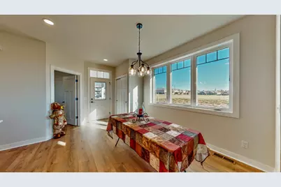 724 E Reinel St, Jefferson, WI 53549 - Photo 10