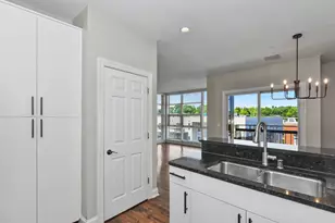 1888 N Water St, Milwaukee, WI 53202 - Photo 6