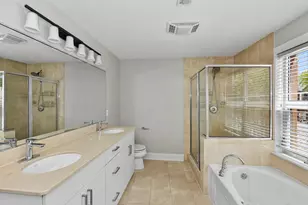 1888 N Water St, Milwaukee, WI 53202 - Photo 26
