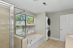 1888 N Water St, Milwaukee, WI 53202 - Photo 24