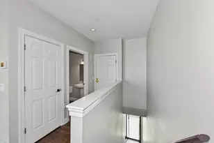 1888 N Water St, Milwaukee, WI 53202 - Photo 4