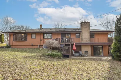 5600  Lakeview Dr, Greendale, WI 53129 - Photo 42