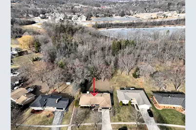 5600  Lakeview Dr, Greendale, WI 53129 - Photo 46