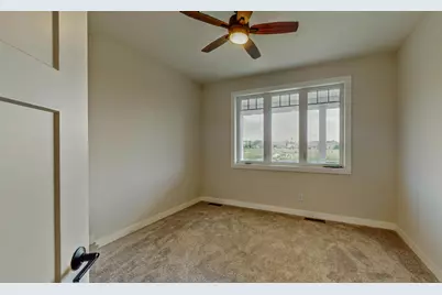 726 E Reinel St, Jefferson, WI 53549 - Photo 38