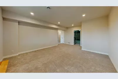 726 E Reinel St, Jefferson, WI 53549 - Photo 68