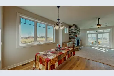 726 E Reinel St, Jefferson, WI 53549 - Photo 4