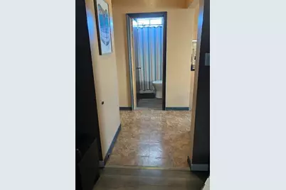 5851 S 13th St, Milwaukee, WI 53221 - Photo 14