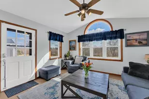 10446 S George Dr, Oak Creek, WI 53154 - Photo 18