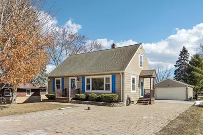 W187S6736  Agate Dr, Muskego, WI 53150 - Photo 2