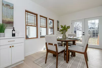 5821 W Wells St, Wauwatosa, WI 53213 - Photo 16