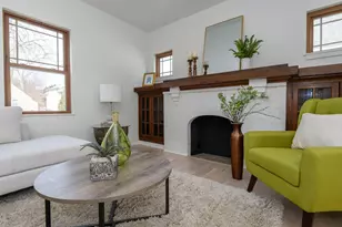 5821 W Wells St, Wauwatosa, WI 53213 - Photo 4