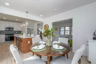 5821 W Wells St, Wauwatosa, WI 53213 - Photo 18