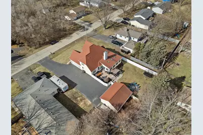 802  Manor Dr, Silver Lake, WI 53170 - Photo 64