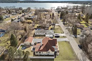 802 Manor Dr, Salem Lakes, WI 53170 - Photo 62