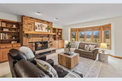 12605 N St Anne Ln, Mequon, WI 53092 - Photo 20