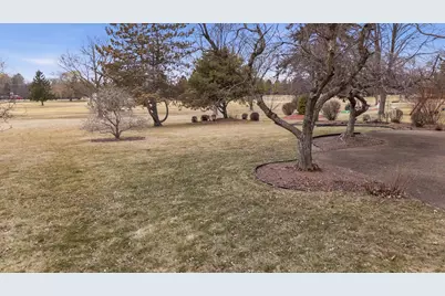 12605 N St Anne Ln, Mequon, WI 53092 - Photo 60