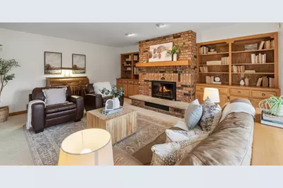 12605 N St Anne Ln, Mequon, WI 53092 - Photo 22