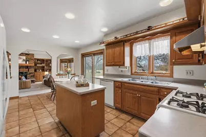 12605 N St Anne Ln, Mequon, WI 53092 - Photo 18