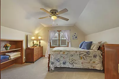 2408  Mitchell St, Racine, WI 53403 - Photo 14