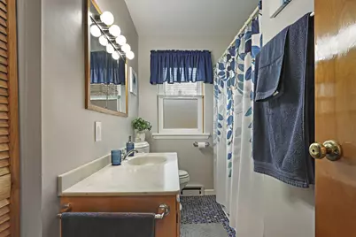 2408  Mitchell St, Racine, WI 53403 - Photo 10