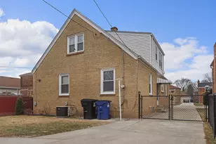 2408 Mitchell St, Racine, WI 53403 - Photo 26