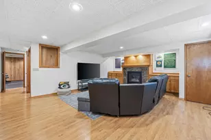 8331 N 93rd St, Milwaukee, WI 53224 - Photo 20