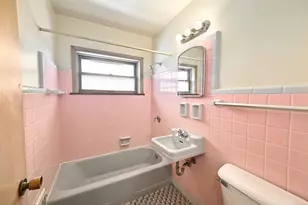 7007 W Becher St, West Allis, WI 53219 - Photo 12