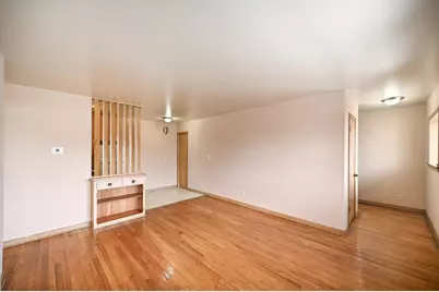 7007 W Becher St, West Allis, WI 53219 - Photo 6