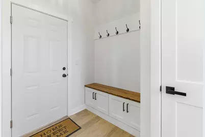 11386  Tess Creek St, Franklin, WI 53132 - Photo 16