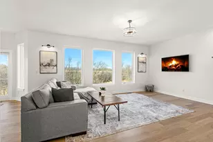 11386 Tess Creek St, Franklin, WI 53132 - Photo 6