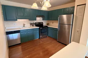 10810 W Donna Dr, Milwaukee, WI 53224 - Photo 2