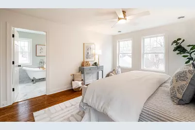 6053 N Shoreland Ave, Whitefish Bay, WI 53217 - Photo 20