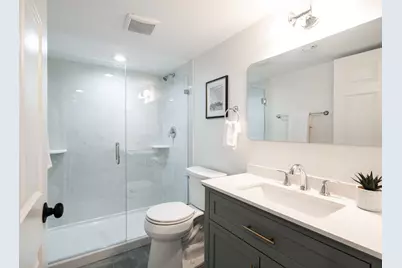 6053 N Shoreland Ave, Whitefish Bay, WI 53217 - Photo 28