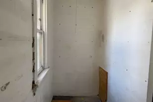 3033 N Holton St, Milwaukee, WI 53212 - Photo 16