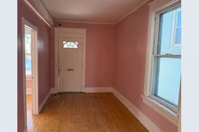 3033 N Holton St, Milwaukee, WI 53212 - Photo 6