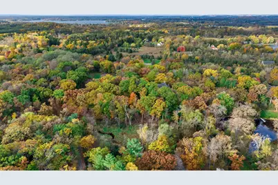 6644 N Shawmoors Dr, Chenequa, WI 53029 - Photo 6