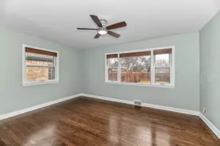 306 N Pinecrest St, Milwaukee, WI 53208 - Photo 8