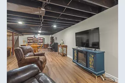 655 E Petunia Ln, Beloit, WI 53511 - Photo 28