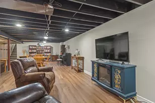 655 E Petunia Ln, Beloit, WI 53511 - Photo 28