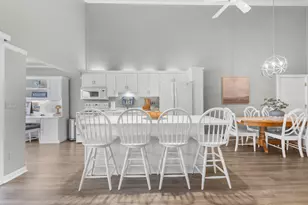 12 Abbey Villa Cir, Fontana, WI 53125 - Photo 16