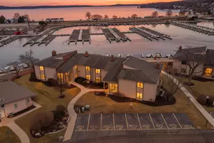 12 Abbey Villa Cir, Fontana, WI 53125 - Photo 38