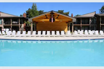 12  Abbey Villa Cir #B, Fontana, WI 53125 - Photo 46