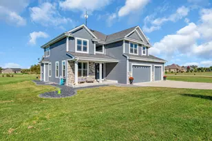 W2464 Leasure Way, East Troy, WI 53120 - Photo 2