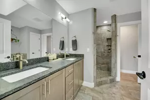 W2464 Leasure Way, East Troy, WI 53120 - Photo 22