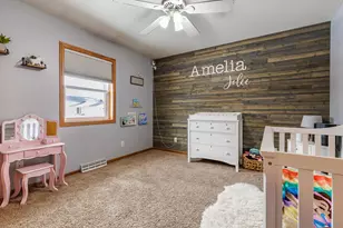 304 Heather Pl, Holmen, WI 54636 - Photo 12