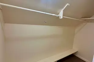 164 W Howard Ave, Milwaukee, WI 53207 - Photo 16