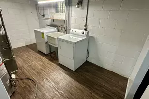 164 W Howard Ave, Milwaukee, WI 53207 - Photo 20