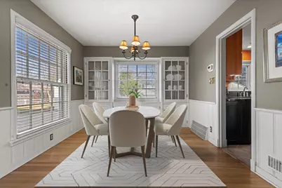 4776 N Hollywood Ave, Whitefish Bay, WI 53211 - Photo 4