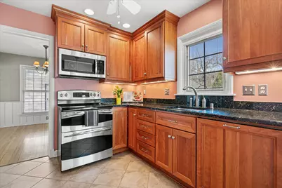 4776 N Hollywood Ave, Whitefish Bay, WI 53211 - Photo 16